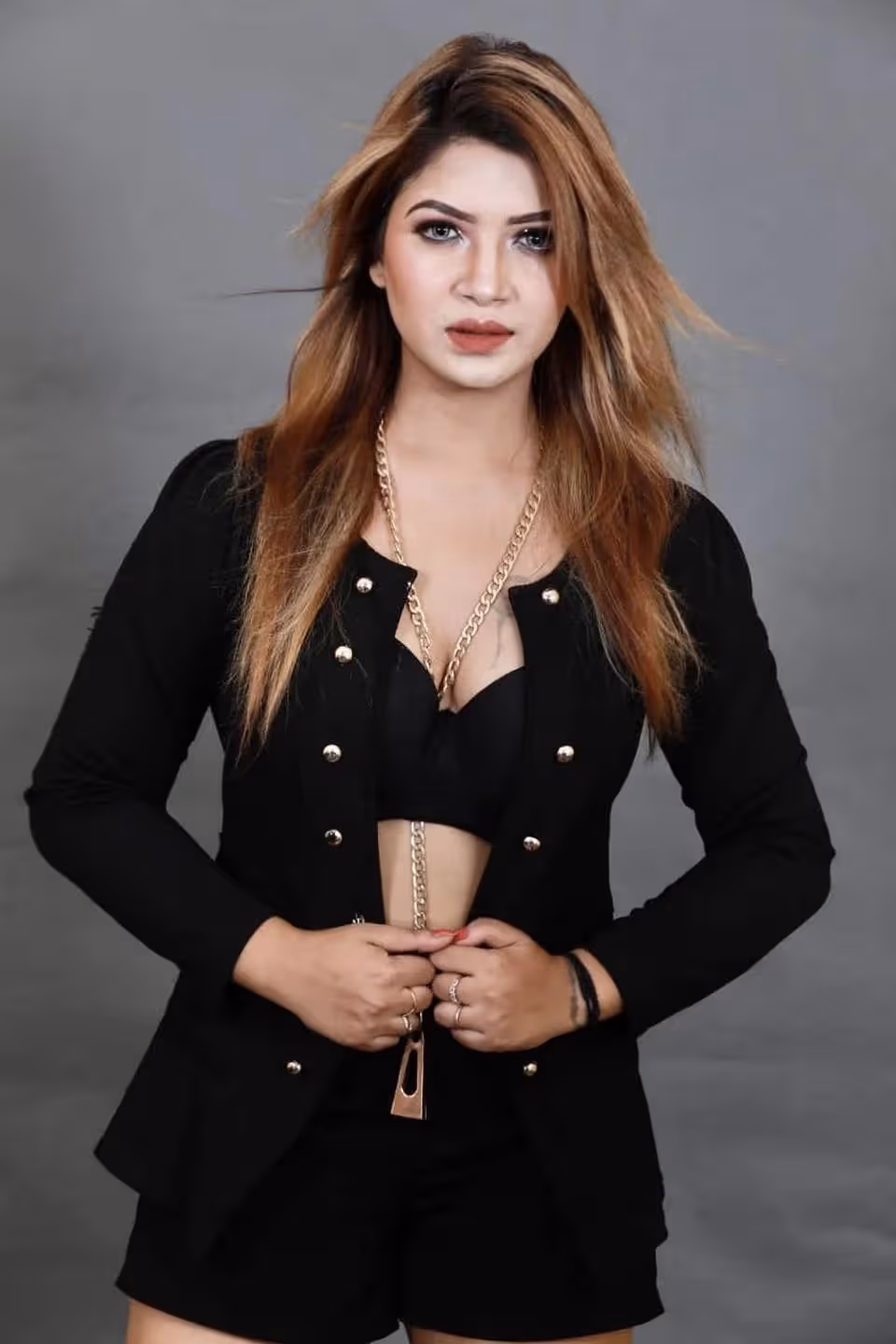 DJ Esha 
