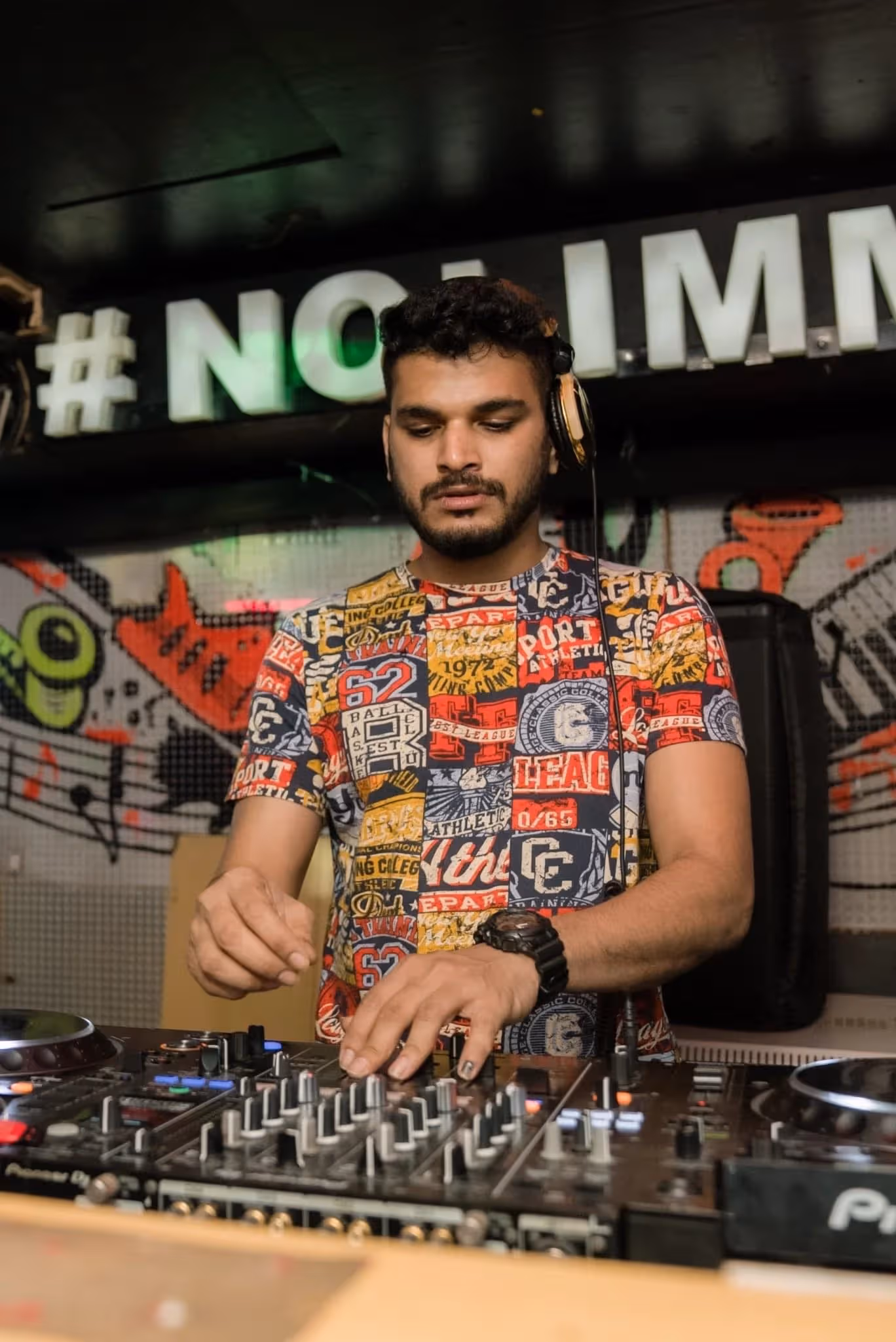 DJ Veejay