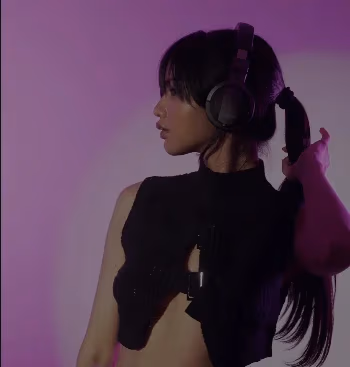 DJ Stinova